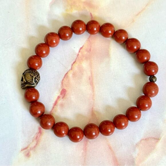 Red jasper skull stretchy bracelet - Picture 1 of 9